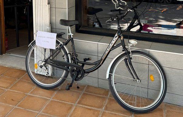 City bike for rent at Elite Bikes Jávea